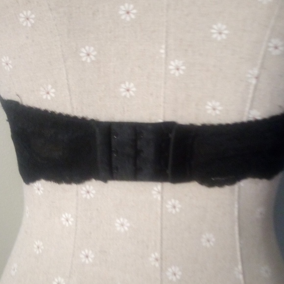 Elle MacPherson intimates - Picture 3 of 6